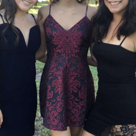 Semi-Formal Dress - Picture 2 of 4